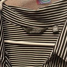 Load image into Gallery viewer, Black striped shirt dress 563