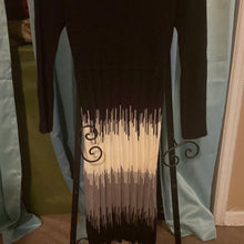 Load image into Gallery viewer, Sandra Darren black grey white dress size med.    194
