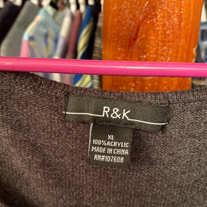R&K. Grey sweater dress.      42