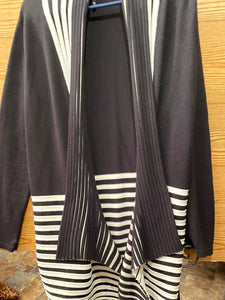 New direction black and white sweater. Size small can fit up to 16. #93