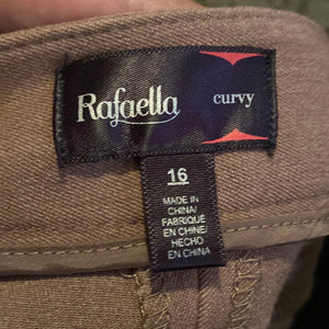 Rafaella curvy brown.   Size 16.    798