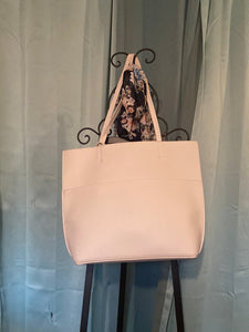 Brand new leather mystique Handbag.       444